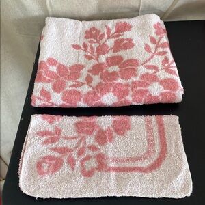 Vintage Canon Pink Floral Cotton Bath Towel Bath Towel and Wash Cloth